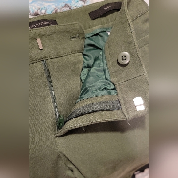 Banana Republic Sloan stretch Green women's pants with buttons on legs - Picture 6 of 6